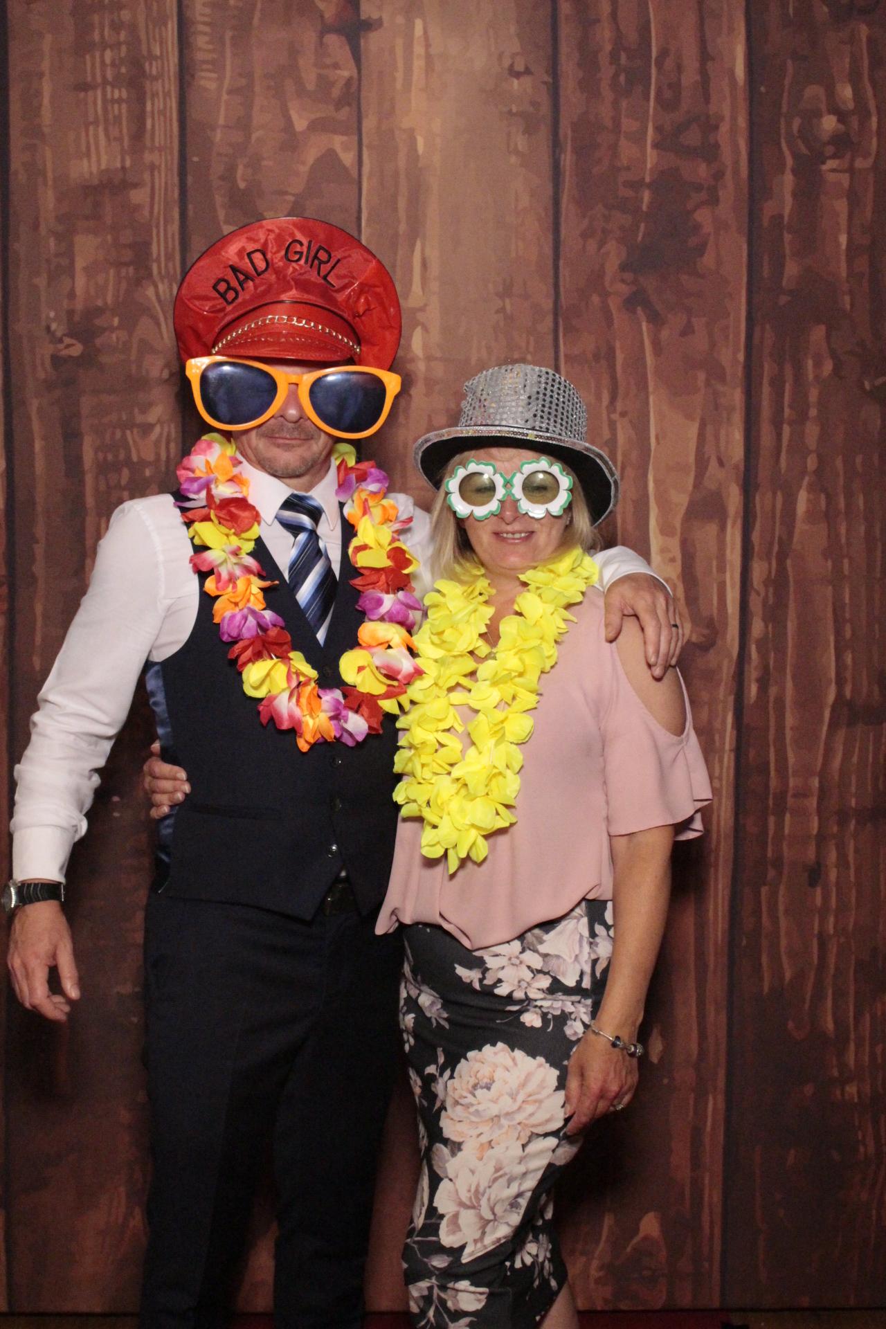 Samantha & Sean's Wedding | View more photos from the event at gallery.myphotoboothexperience.co.uk/u/MyPhotoBoothExperienceLtd/Samantha-Seans-Wedding